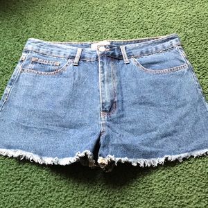 Medium denim shorts